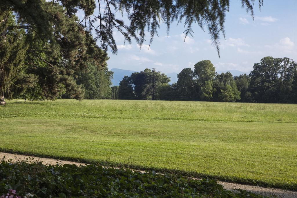 Agriturismo Il Torrione Pinerolo Luaran gambar