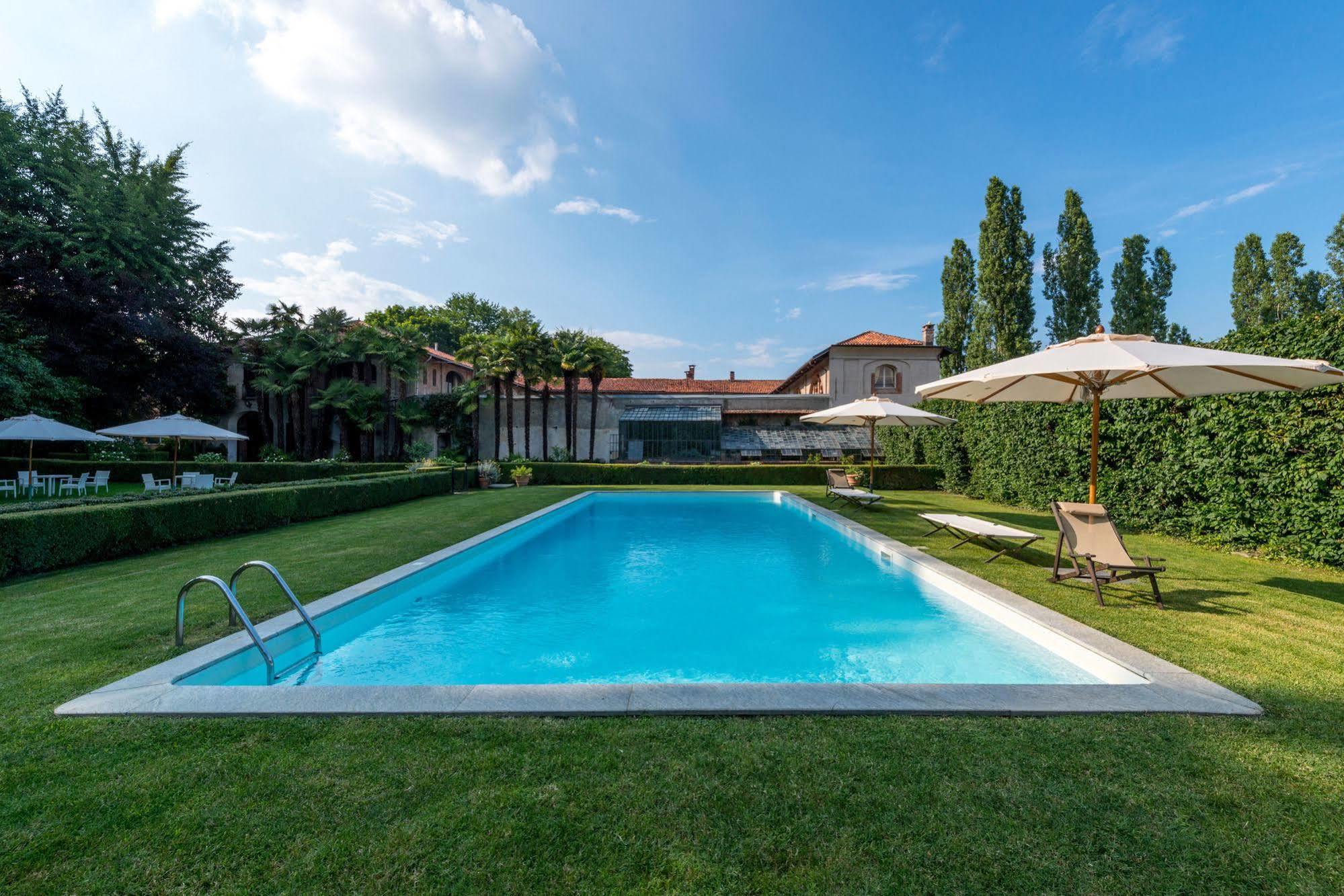 Agriturismo Il Torrione Pinerolo Luaran gambar