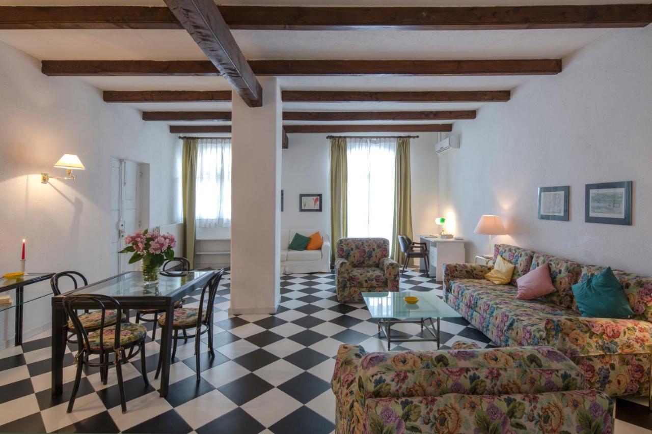 Agriturismo Il Torrione Pinerolo Luaran gambar